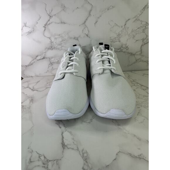 Size 9 Nike Roshe One White Black Womens Running Walking Shoes NEW 844994 101 🔥 - Picture 5 of 5